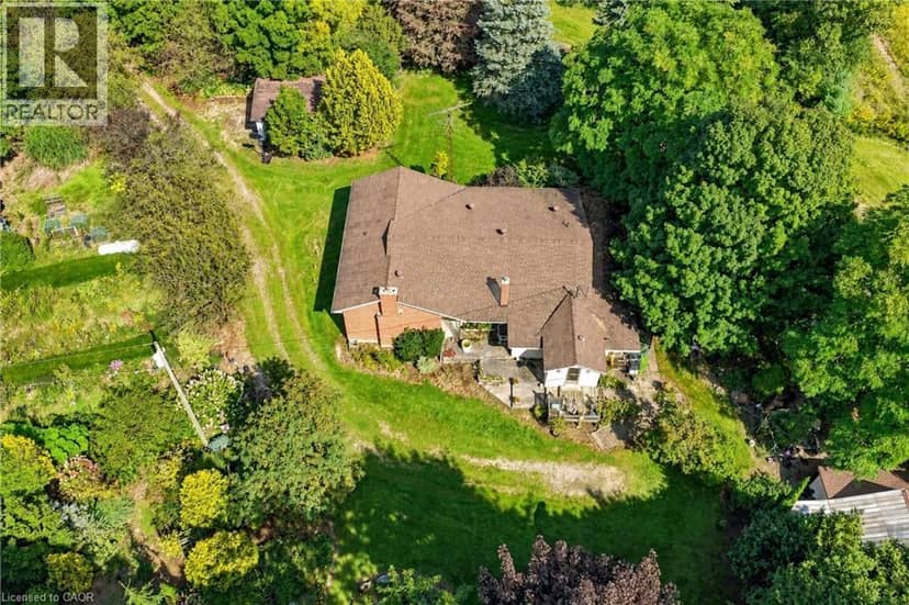 994 SAFARI Road, Hamilton, photo 3
