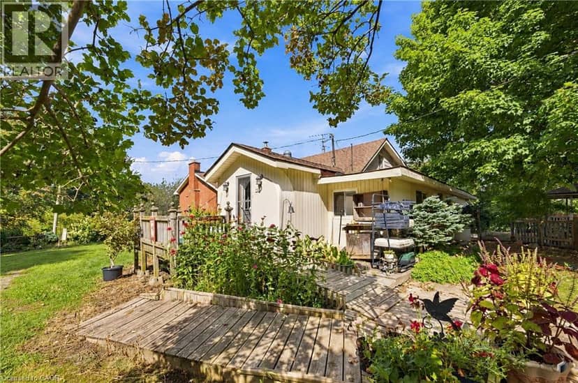 994 SAFARI Road, Hamilton, photo 4