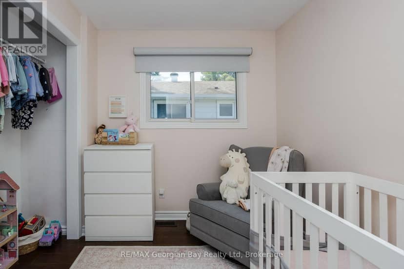 475 Athabaska Street — photo 23 of 39