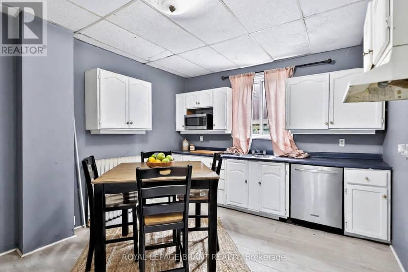 276 Dalhousie Street — photo 15 of 40