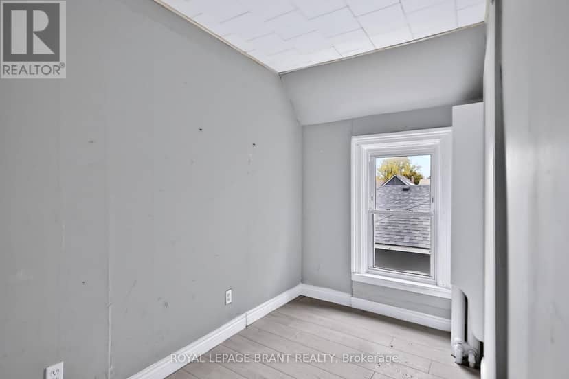 276 Dalhousie Street — photo 16 of 40