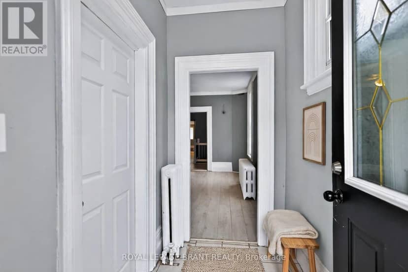 276 Dalhousie Street — photo 9 of 40