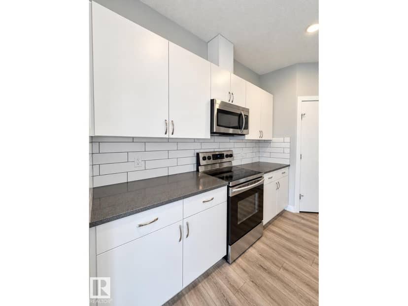 262 39A AV NW — photo 9 of 40