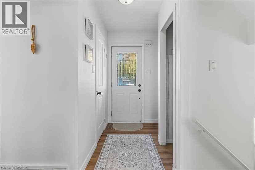 24 JASPER Street, Brantford, photo 8