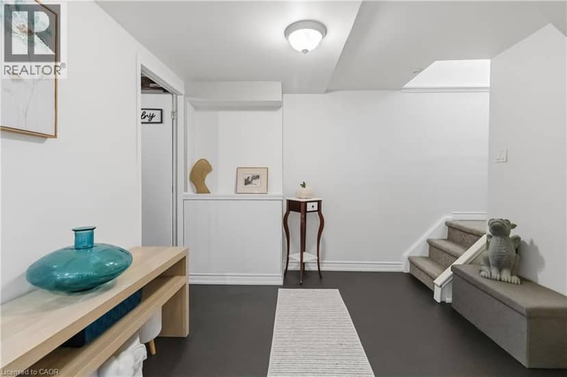 24 JASPER Street — photo 31 of 40