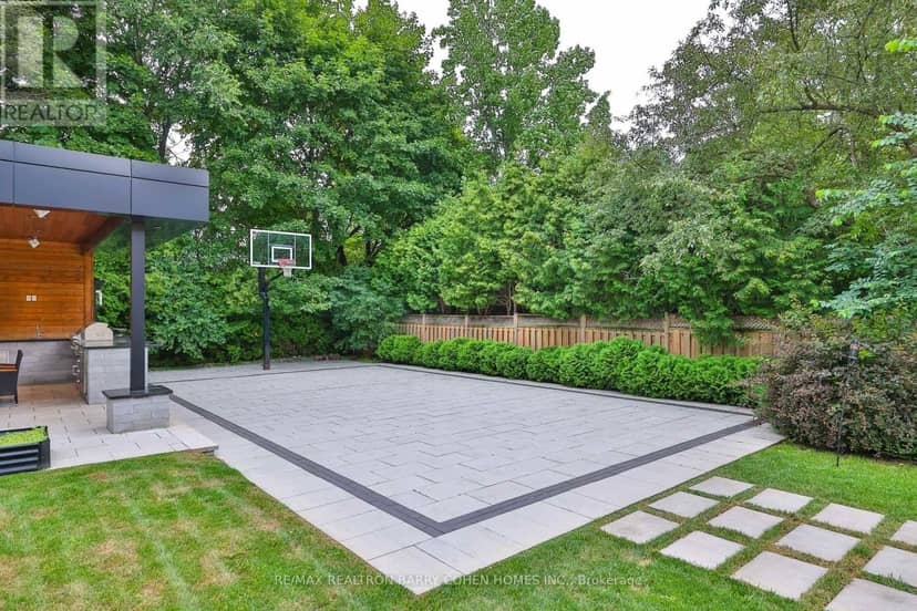 39 Arjay Crescent — photo 33 of 36