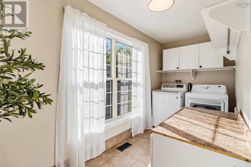 61 Colins Road — photo 34 of 40