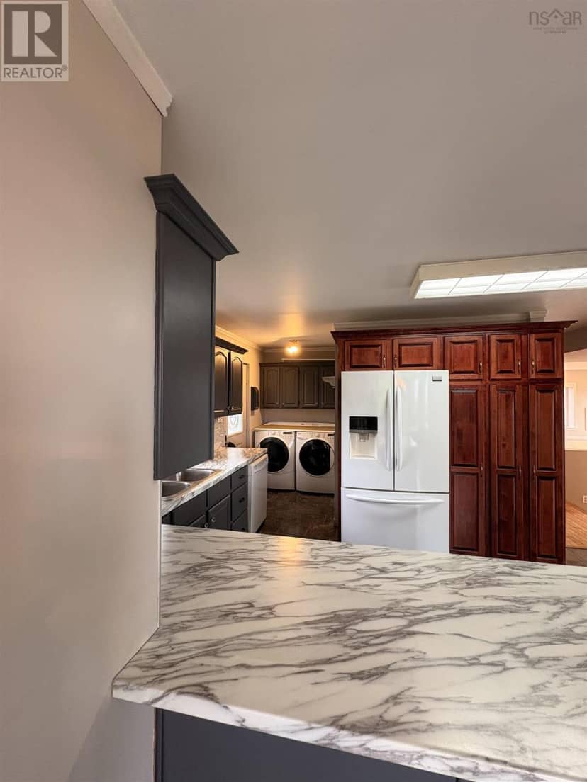 8005 Highway 209 — photo 15 of 40