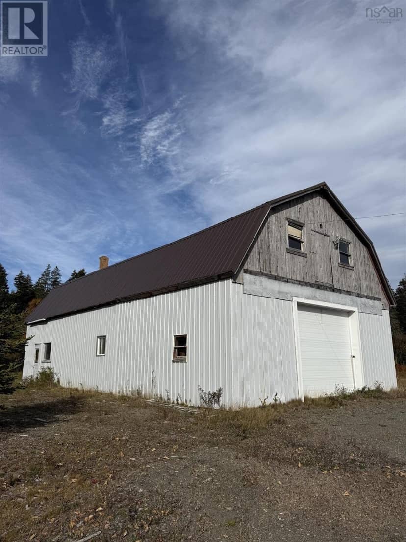 8005 Highway 209 — photo 9 of 40