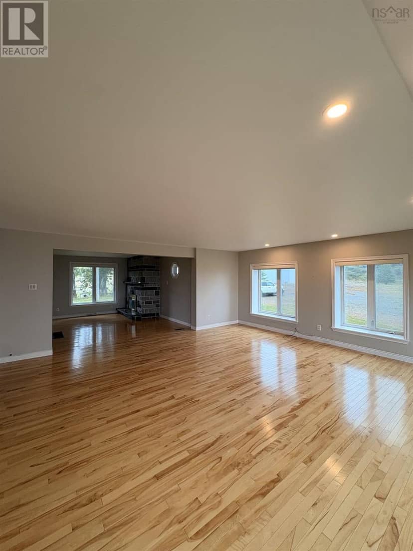 8005 Highway 209 — photo 30 of 40