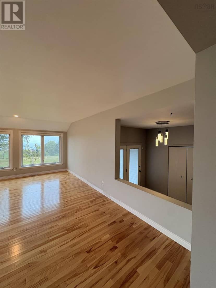 8005 Highway 209 — photo 31 of 40