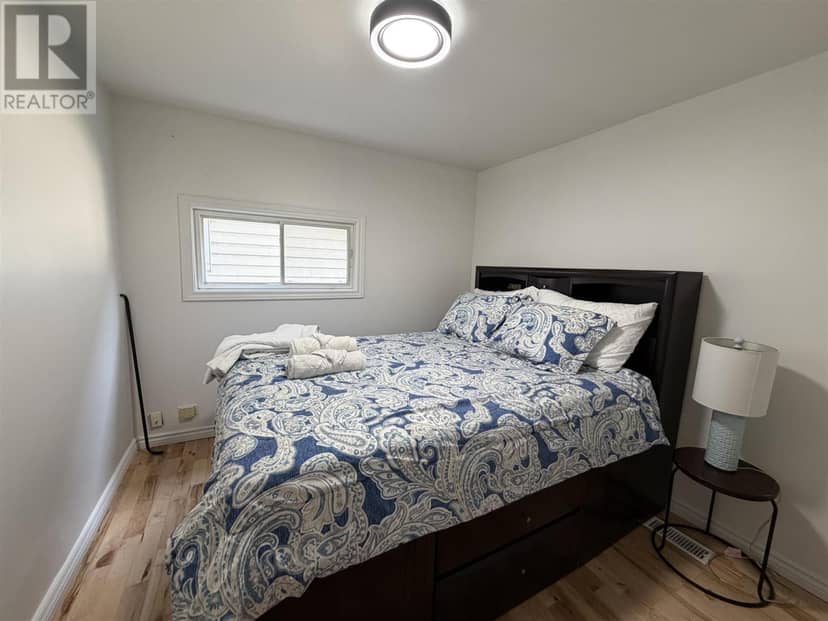 328 McNabb ST — photo 16 of 40