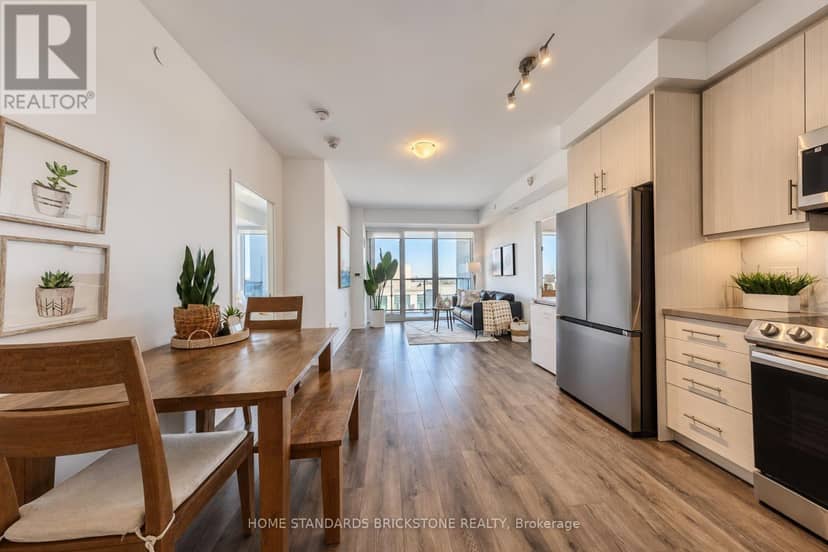 1207 - 105 Oneida Crescent — photo 11 of 40