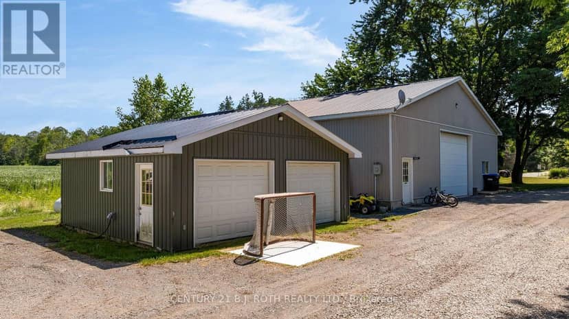 2224 Rainbow Valley Road W — photo 32 of 38