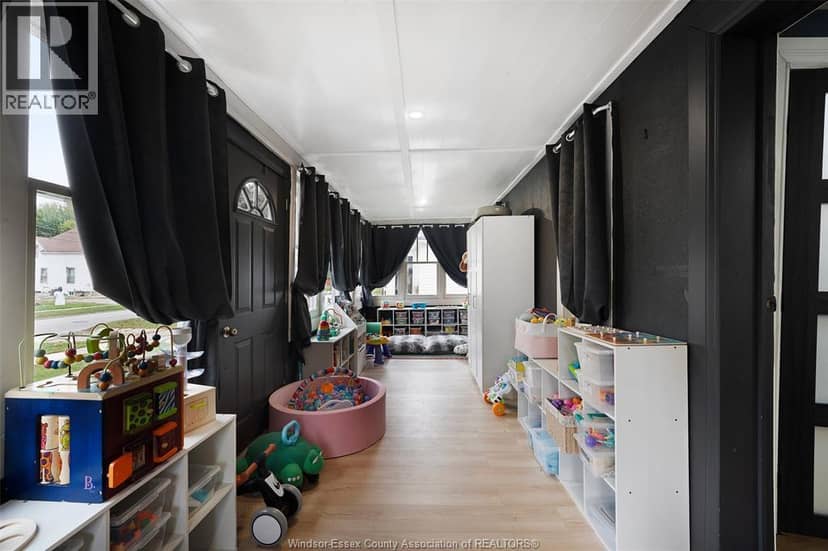 83 Elliott STREET — photo 15 of 33