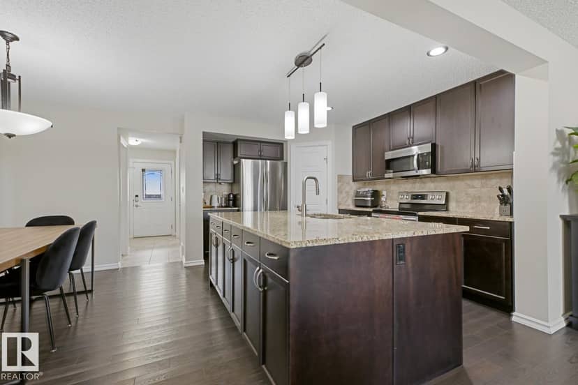 13536 164 AV NW — photo 15 of 40