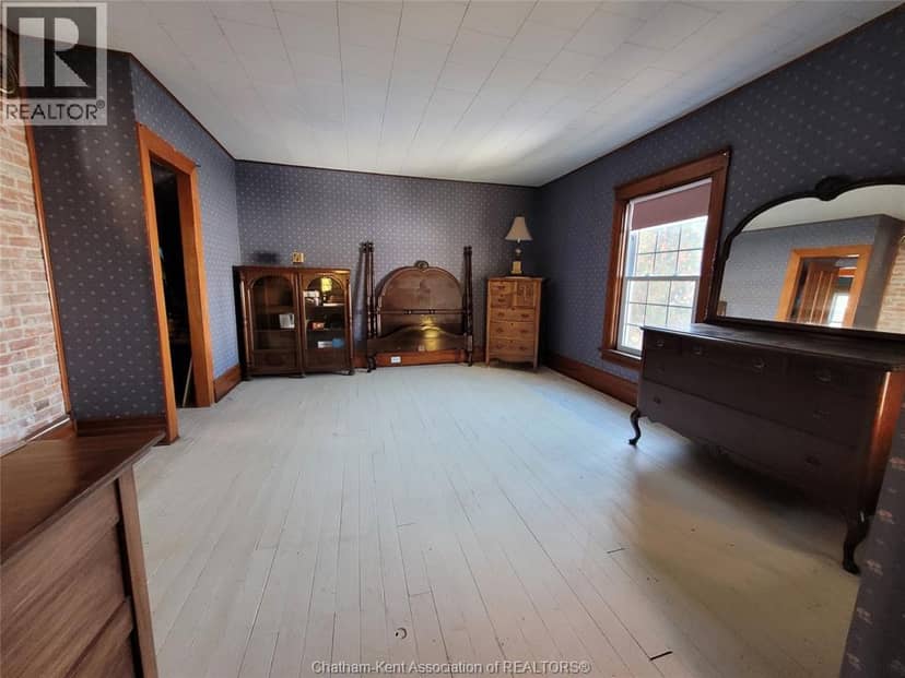 61 London Road — photo 20 of 36