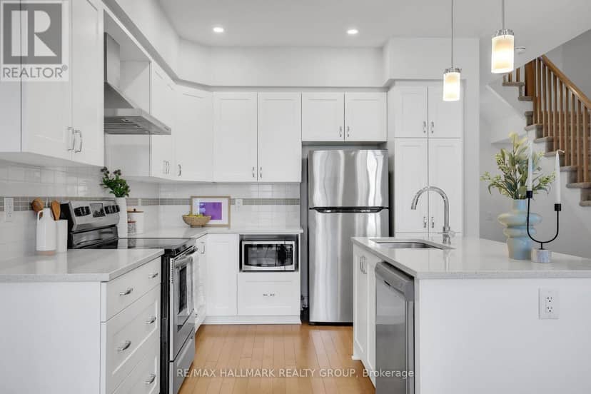 715 Capricorn Circle, Ottawa, photo 6
