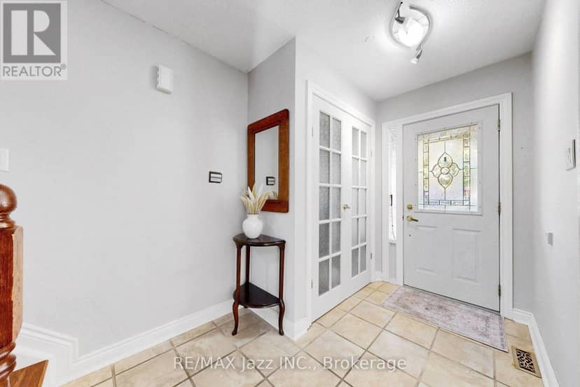 10 Trinity Crescent, Whitby, photo 4