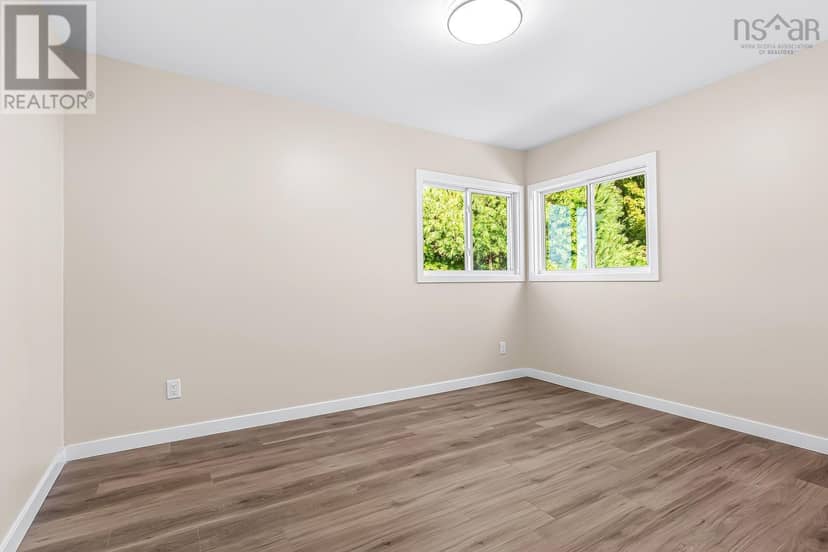 171 Renfrew Street — photo 24 of 40