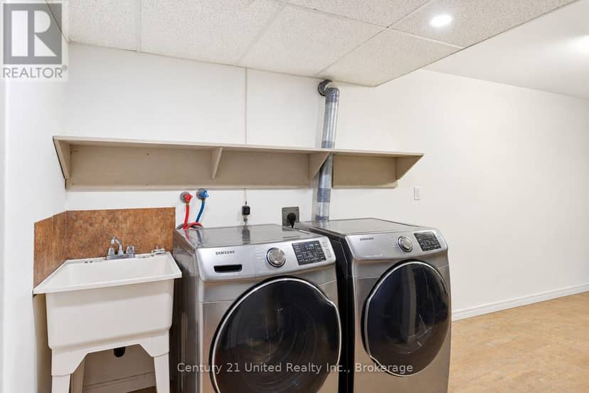 807 Highland Court — photo 34 of 40