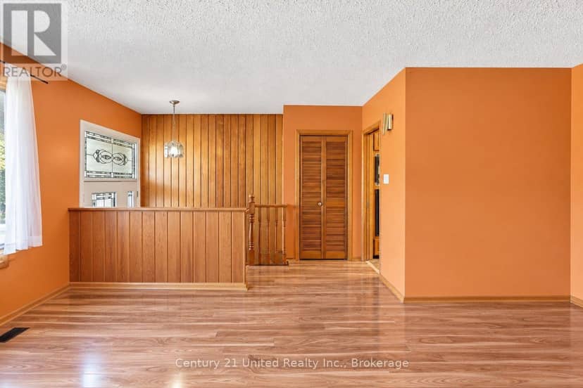 807 Highland Court, Peterborough, photo 6