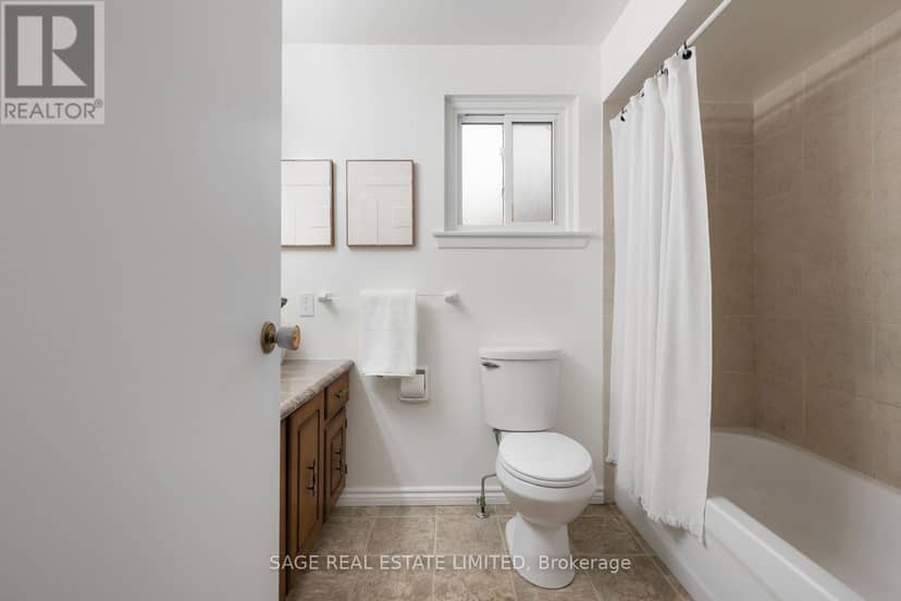 83 Waverley Road — photo 24 of 30