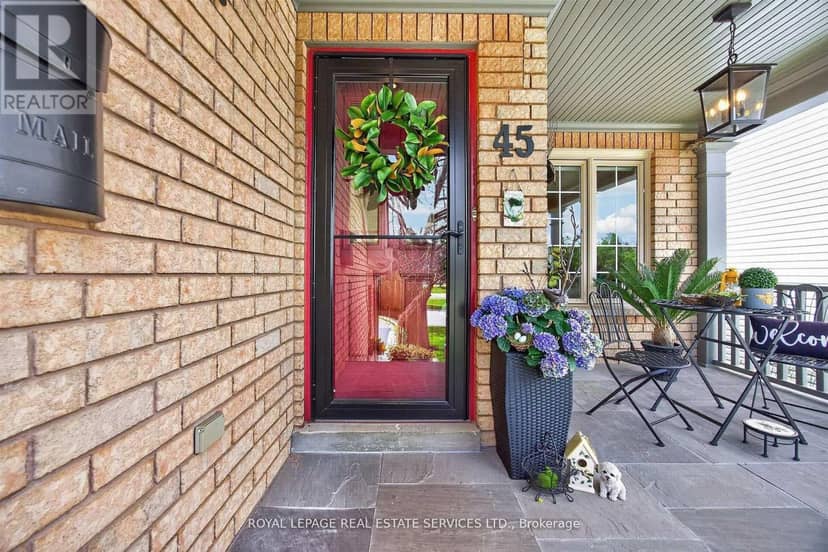 45 Rosemarie Crescent, Whitby, photo 3