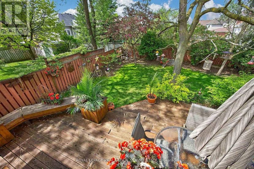 45 Rosemarie Crescent — photo 36 of 40