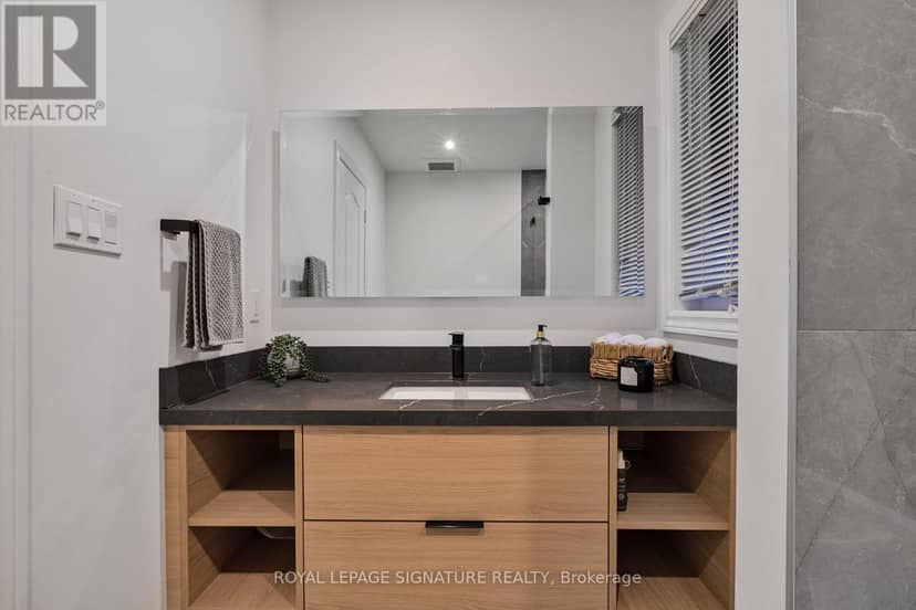 82 Loire Valley Avenue — photo 22 of 38