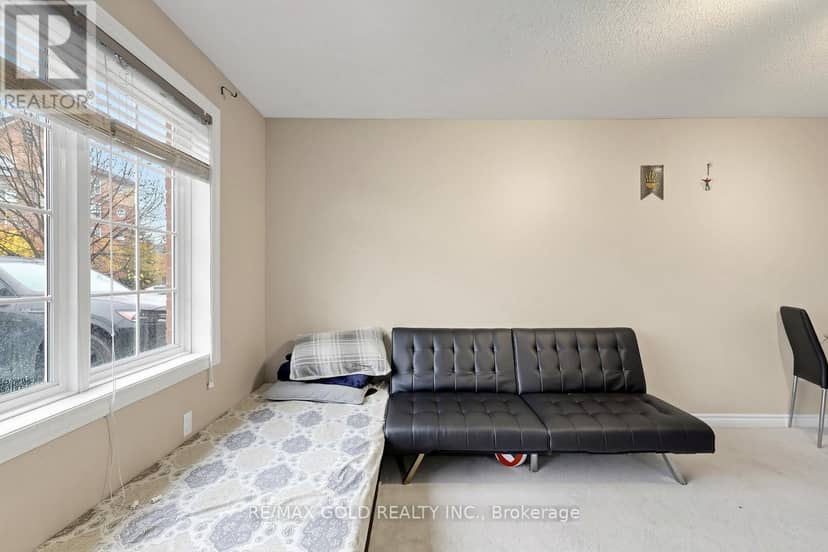 9 - 57 Ferndale Drive S, Barrie, photo 3