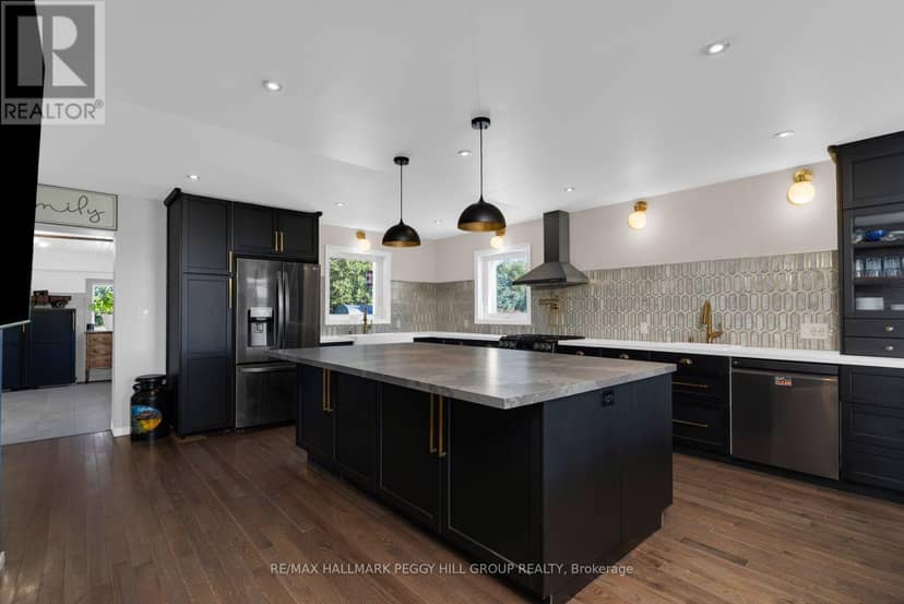 312 Lafontaine Road W, Tiny, photo 4