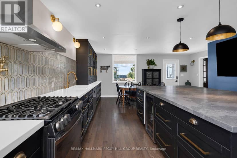 312 Lafontaine Road W, Tiny, photo 5