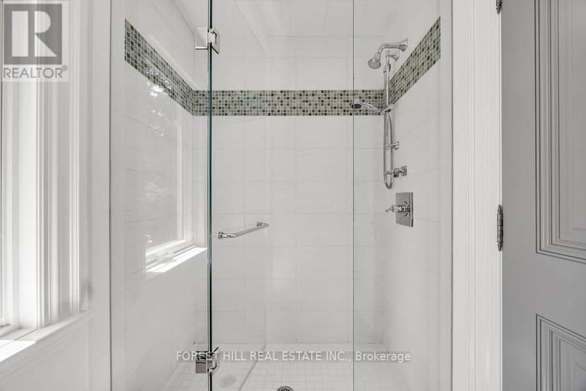 240 Poplar Drive — photo 21 of 40
