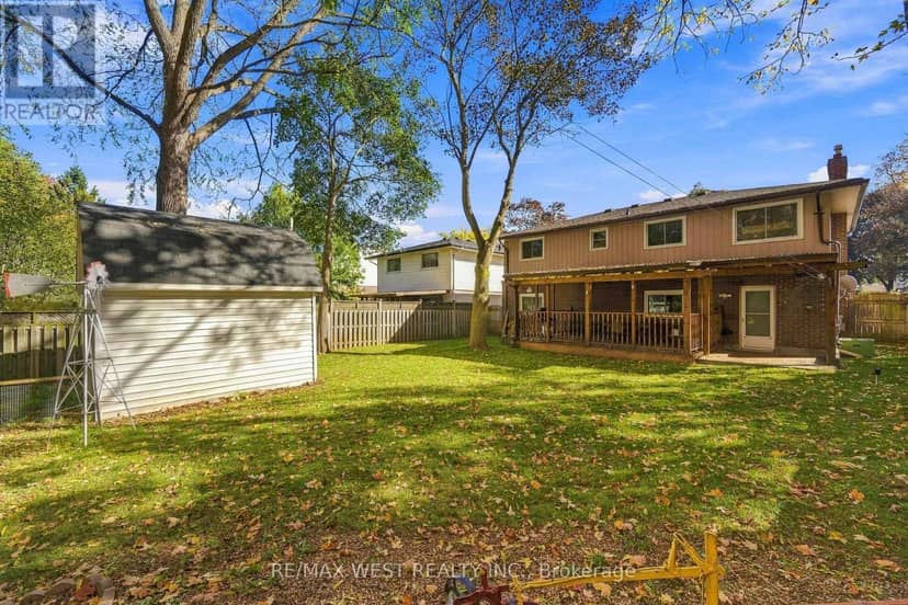 1380 Queen's Boulevard — photo 16 of 16