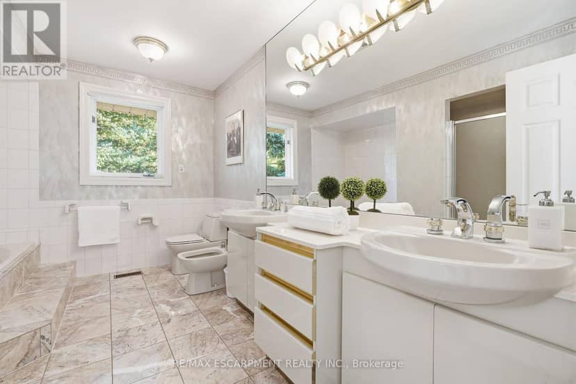 22 Burt Court — photo 33 of 40