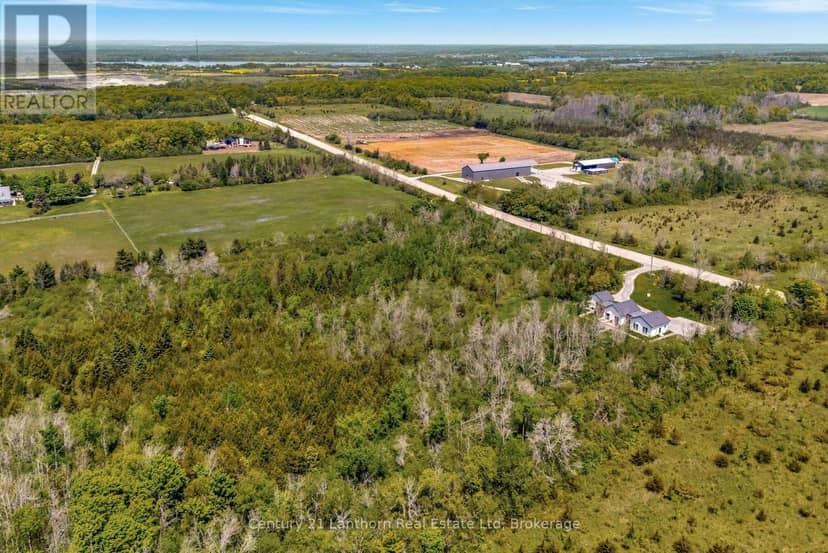 19487 Loyalist Parkway, Prince Edward County, photo 5