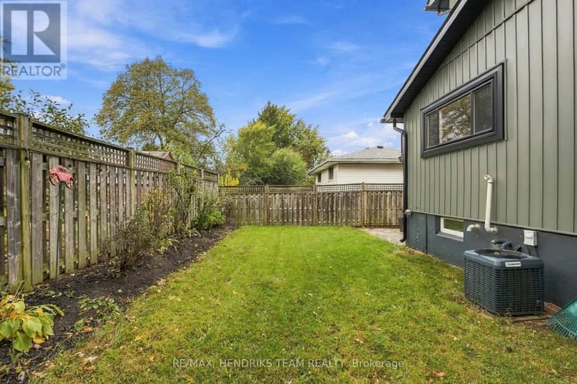 94 Bellingham Drive — photo 38 of 40