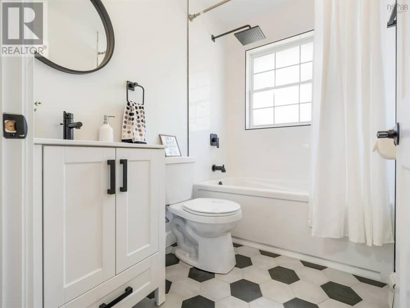 60 Wilmot Street — photo 13 of 40