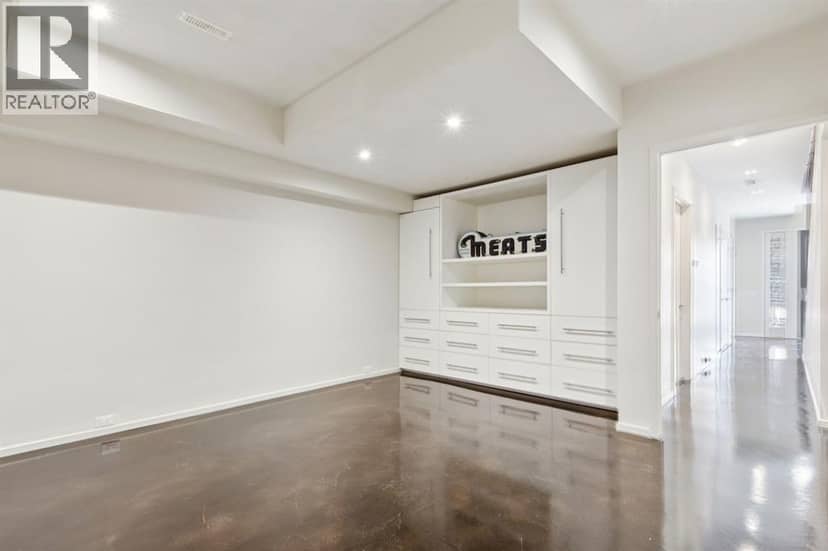1119 15 Street NW — photo 38 of 40