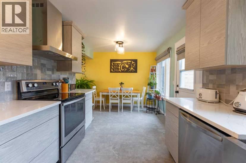 134 Clark Street, Hinton, photo 6