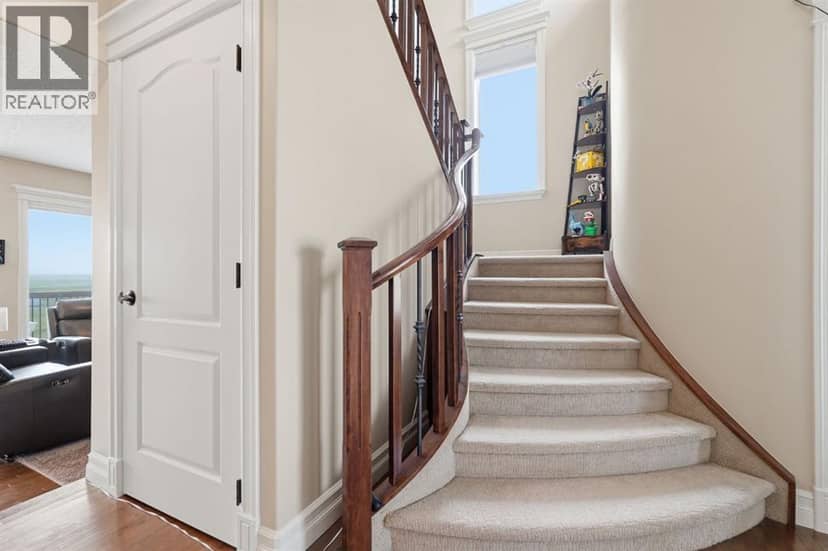 505, 500 Carriage Lane Place, Carstairs, photo 5