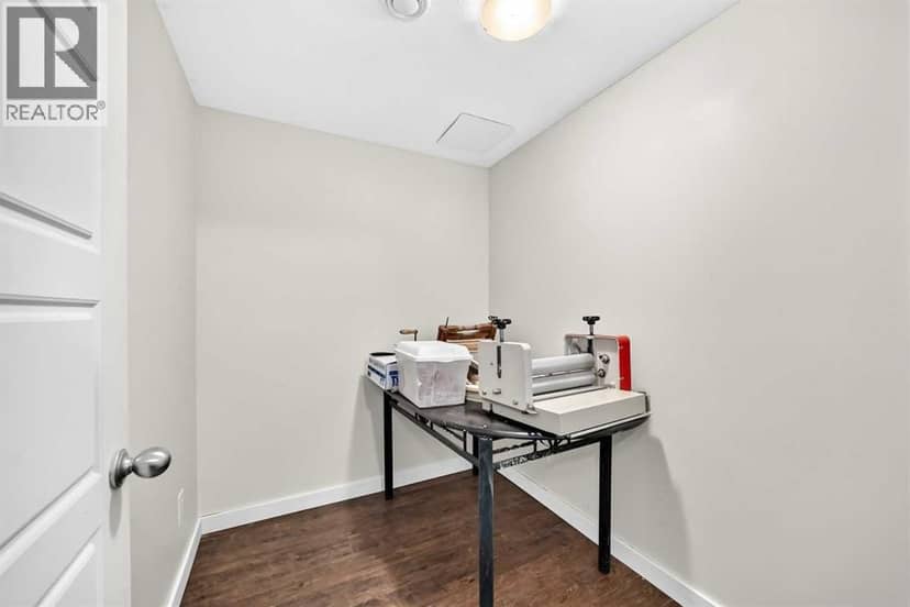 14 Westmount Way — photo 33 of 40