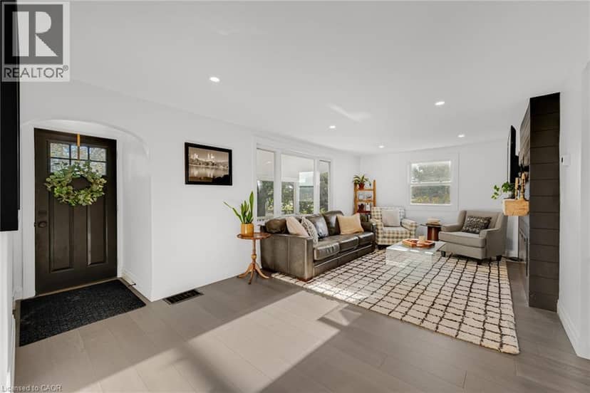 33305 RICHMOND Street, Lucan, photo 5