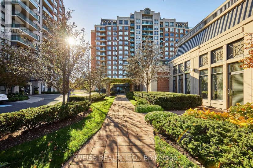 205 - 330 Red Maple Road, Richmond Hill, photo 3