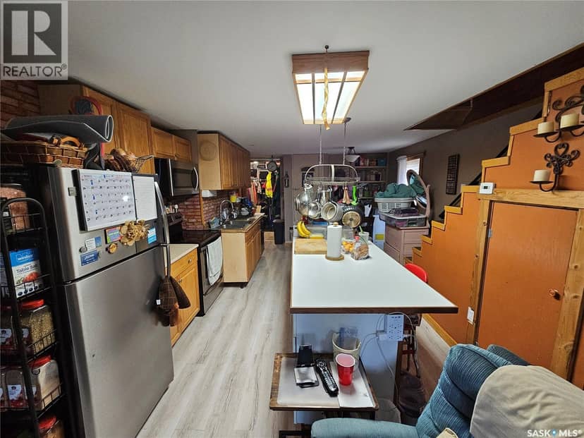 107 Carlyle STREET — photo 22 of 35