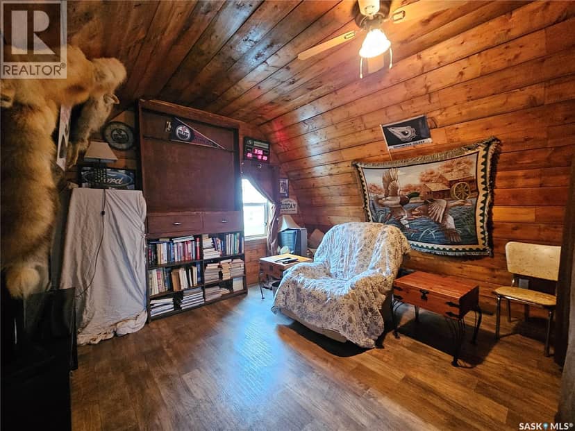 107 Carlyle STREET — photo 28 of 35