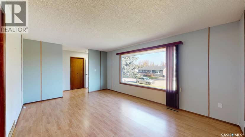 1513 Chestnut DRIVE — photo 7 of 40