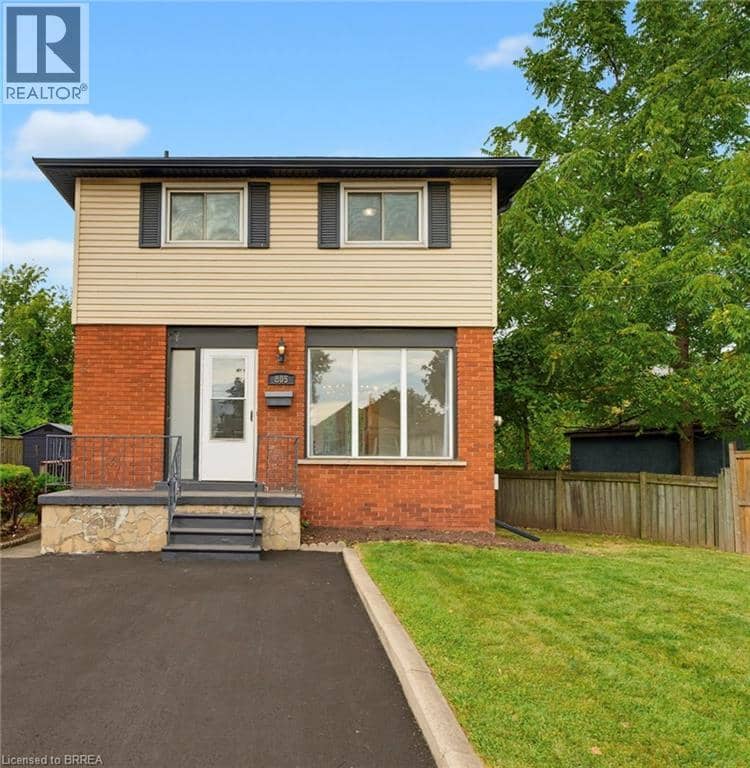 805 TATE Avenue, Hamilton, photo 2