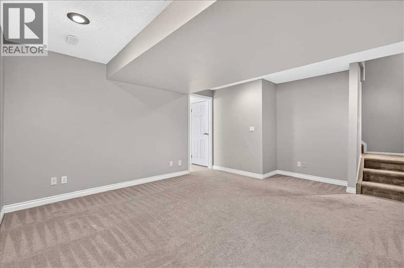 125 25 Avenue NW — photo 40 of 40